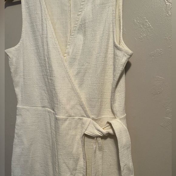 Madewell Crosshatch Side Tie Sleeveless Faux Wrap Dress Bright Ivory - Picture 11 of 15